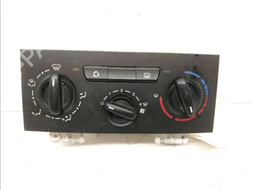 Used Climate control PEUGEOT EXPERT Van (VF3A_, VF3U_, VF3X_) 1.6 HDi 90 16V (90 hp) 14959547