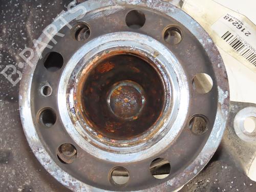 Used Left front steering knuckle MERCEDES-BENZ C-CLASS (W205) C 200 d (205.001) (160 hp) 30980149