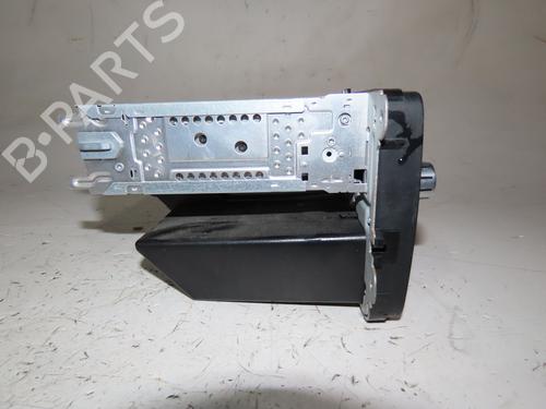 Radio VW TRANSPORTER T5 Van (7HA, 7HH, 7EA, 7EH) 2.0 TDI | BP19932644E6