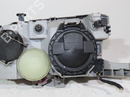 Used Right headlight MERCEDES-BENZ C-CLASS (W202) C 220 CDI (202.133) (125 hp) 24489691