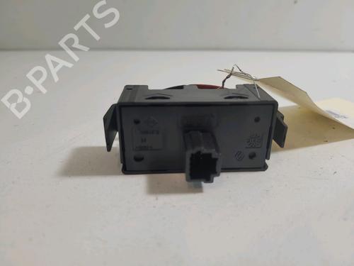 Used Warning switch RENAULT TWINGO II (CN0_) 1.5 dCi (CN0E) (64 hp) 9035965