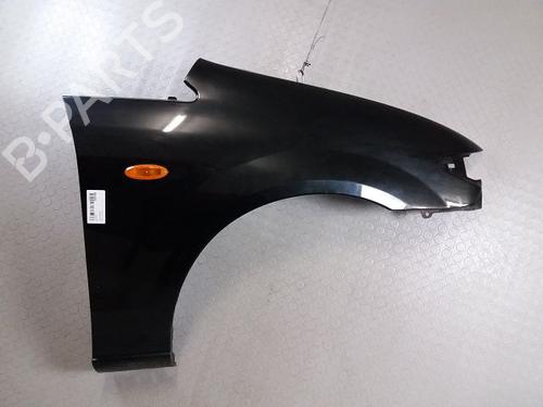 Used Right front fenders MAZDA PREMACY (CP) 1.9 (CP8W) (100 hp) 9007229