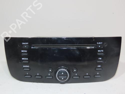 Used Radio FIAT PUNTO EVO (199_) 1.3 D Multijet (69 hp) 20653399
