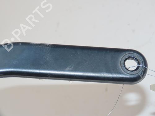 Used Front windshield wiper arm Front windshield wiper arm 36959133 36959133
