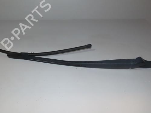 Used Front windshield wiper arm AUDI A4 B7 (8EC) 2.0 TDI (170 hp) 24625434
