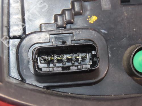 Used Right taillight RENAULT CLIO III (BR0/1, CR0/1) 1.2 16V (BR02, BR0J, BR11, CR02, CR0J, CR11) (75 hp) 30868306