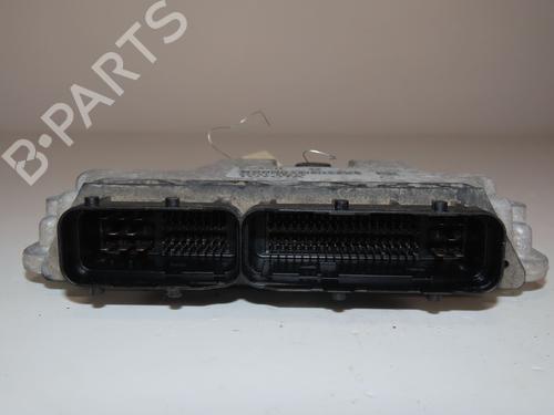Used Engine control unit (ECU) TOYOTA YARIS (_P13_) 1.0 (KSP130_, KSP130) (69 hp) 31325358