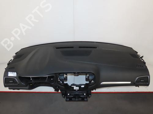 Instrumentbræt RENAULT MEGANE IV Hatchback (B9A/M/N_) 1.6 dCi 130 (B9A4) (130 hp) 25150217