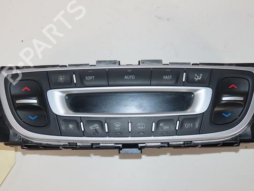 Climate control RENAULT MEGANE III Hatchback (BZ0/1_, B3_) 1.5 dCi | BP31179457I5