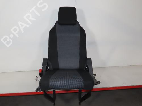 Sæde bagtil (3. række) PEUGEOT 5008 (0U_, 0E_) 1.6 HDi (114 hp) 31656087