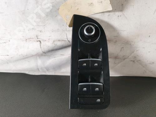 Used Left front window switch Left front window switch ALFA ROMEO GIULIA (952_) 2.0 (952ABA25B) (200 hp) 9013614 9013614