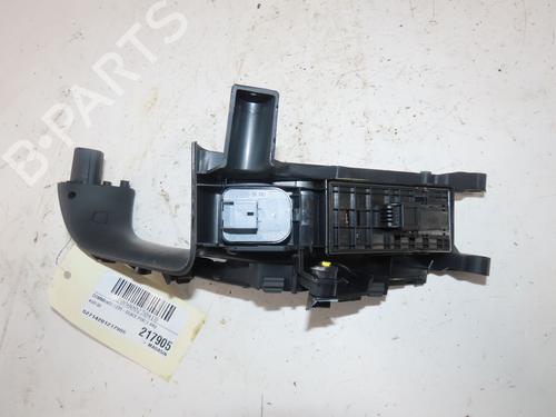 Used Left front window switch Left front window switch AUDI Q3 (8UB, 8UG) 2.0 TDI (150 hp) 40051860 40051860