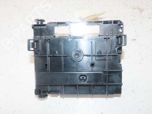 Used Fuse box Fuse box PEUGEOT 308 I (4A_, 4C_) 1.6 HDi (112 hp) 40615168 40615168