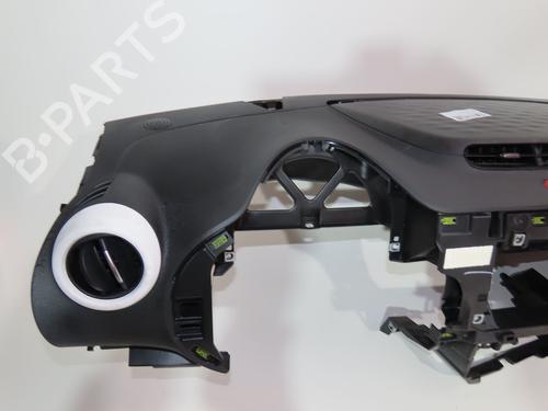 Dashboard RENAULT TWINGO III (BCM_, BCA_) 1.0 SCe 65 (BCMJ) | BP20162854C46