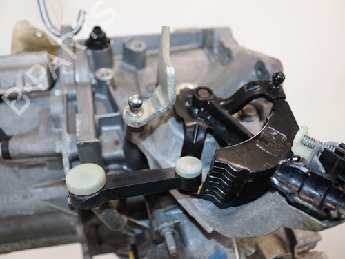 Used Gearbox Gearbox PEUGEOT 2008 I (CU_) 1.2 THP 130 / PureTech 130 (130 hp) 36445213 36445213