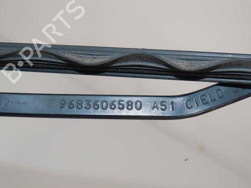 Used Front windshield wiper arm Front windshield wiper arm 29577936 29577936