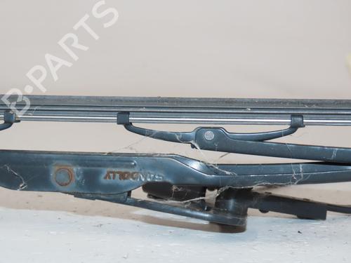 Used Front windshield wiper arm Front windshield wiper arm 36849807 36849807