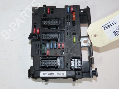 Fuse box PEUGEOT 206 Hatchback (2A/C) 1.4 i | BP28177826E1 