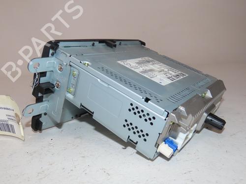 Used Radio Radio DACIA DOKKER MPV (KE_) 1.2 TCe (KEM0, KEAY) (115 hp) 39893423 39893423