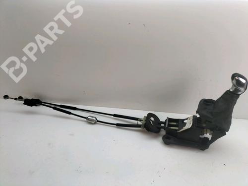 Used Gear lever CITROËN C4 CACTUS 1.2 VTi 82 (82 hp) 9011782