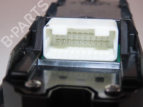 Used Left front window switch Left front window switch 37062238 37062238