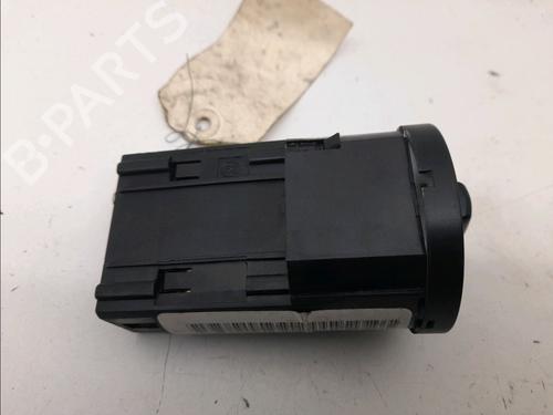 Used Headlight switch VW NEW BEETLE (9C1, 1C1) 1.9 TDI (90 hp) 9013728