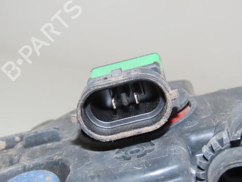 Used Left front fog light NISSAN JUKE (F15) 1.5 dCi (110 hp) 31576359