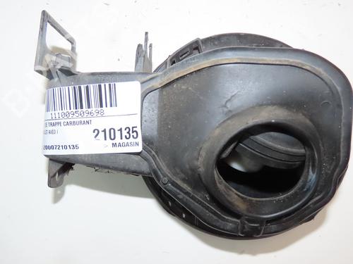 Used Fuel flap CHEVROLET AVEO Hatchback (T300) 1.6 (116 hp) 28136589