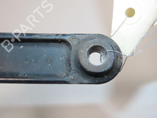 Used Front windshield wiper arm Front windshield wiper arm AUDI A3 Sportback (8PA) 2.0 TDI 16V (140 hp) 32821032 32821032