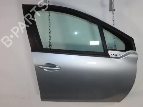 Right front door PEUGEOT 208 I (CA_, CC_) 1.2 VTI 82 | BP29442421C3