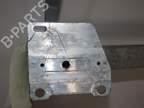 Used Rear bumper reinforcement RENAULT SCÉNIC II (JM0/1_) 1.5 dCi (JM1F) (86 hp) 32376968