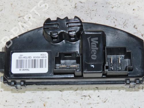Used Heater resistor RENAULT MEGANE IV Hatchback (B9A/M/N_) 1.5 dCi 90 (B9A1) (90 hp) 24486844