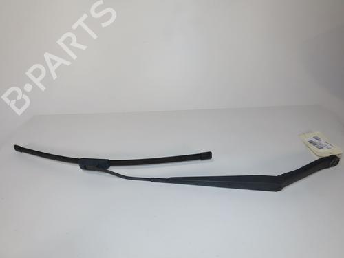 Used Front windshield wiper arm RENAULT LATITUDE (L70_) 2.0 dCi 175 (L70Y, L734) (173 hp) 24601496