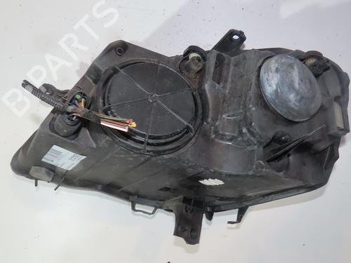 Right headlight VW POLO IV (9N_, 9A_) 1.2 12V | BP28801157C29 