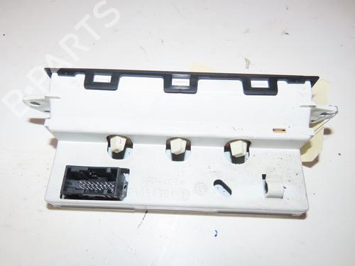 Used Display monitor Display monitor CITROËN XSARA (N1) 1.6 16V (109 hp) 35506229 35506229