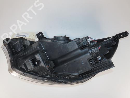 Used Right headlight KIA RIO III (UB) 1.2 CVVT (84 hp) 30740484