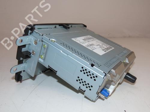 Used Radio Radio DACIA LODGY (JS_) 1.2 TCe (JSAY, JSM0) (115 hp) 20100149 20100149