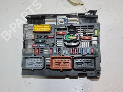 Fuse box PEUGEOT 308 CC (4B_) 2.0 HDi | BP40273499E1 - Image 3