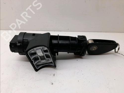 Used Ignition barrel ALFA ROMEO GT (937_) 2.0 JTS (937CXH1A, 937CXH11) (165 hp) 11499830