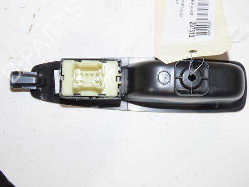 Used Right rear window switch RENAULT CAPTUR I (J5_, H5_) 1.2 TCe 120 (118 hp) 24488959