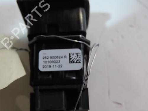 Used Warning switch RENAULT KADJAR (HA_, HL_) 1.5 BLUE dCi 115 (HLA6) (116 hp) 17552613