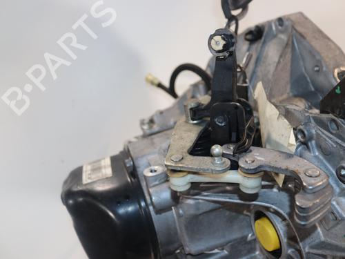 Used Gearbox DACIA SANDERO II 1.5 Blue dCi 95 (B8JL) (95 hp) 31692487
