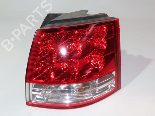 Right taillight CITROËN C-CROSSER (VU_, VV_) 2.2 HDi | BP26898105C35 