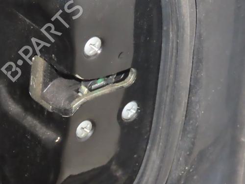 Used Right front door NISSAN MICRA III (K12) 1.5 dCi (86 hp) 31843890