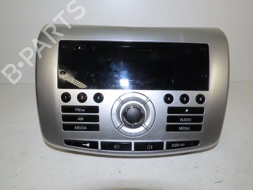 Used Radio LANCIA DELTA III (844_) 1.4 (844.AXA1A) (120 hp) 16400362