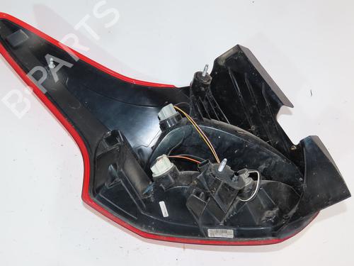 Højre baglygte FORD FOCUS III 1.5 TDCi (95 hp) 28136801