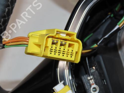 Used Steering wheel Steering wheel PEUGEOT 5008 II (MC_, MJ_, MR_, M4_) 1.5 BlueHDi 130 (MCYHZJ, MCYHZR, MCYHZX) (131 hp) 33770018 33770018