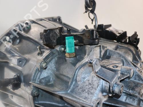 Gearkasse Gearkasse PEUGEOT 406 (8B) 2.2 HDi (133 hp) 31162443 31162443
