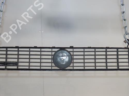 Used Grille FIAT GRANDE PUNTO (199_) 1.3 D Multijet (75 hp) 31911808