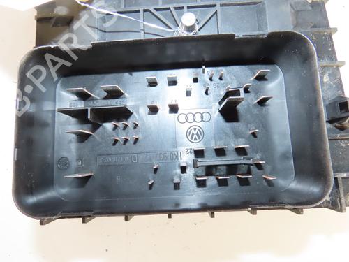 Used Fuse box AUDI A3 (8P1) 1.6 TDI (105 hp) 30740376